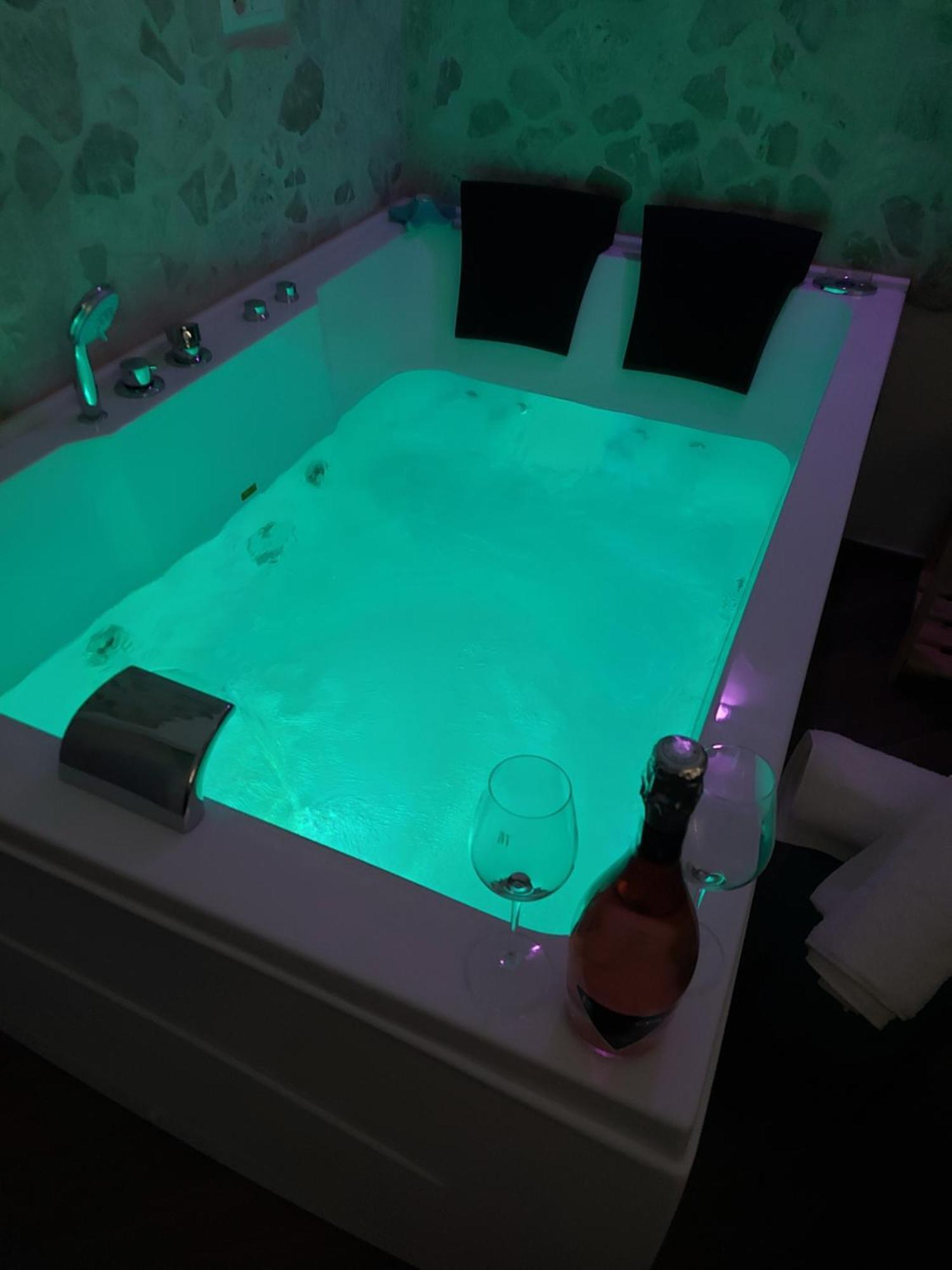 Greso Hotel Brindisi Bagian luar foto