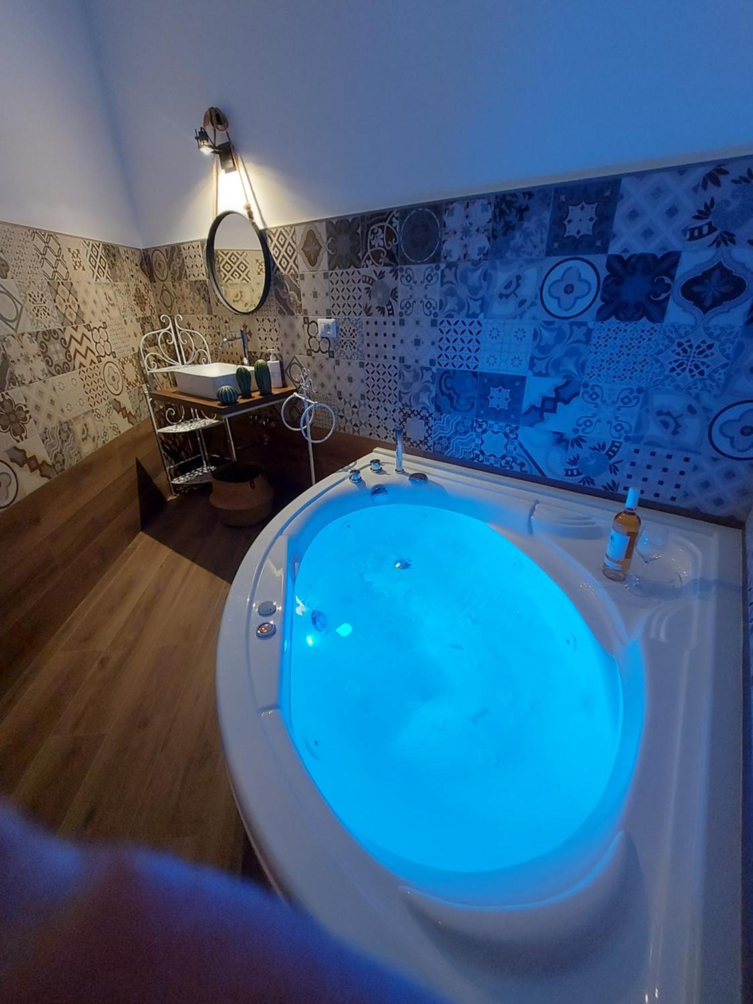 Greso Hotel Brindisi Bagian luar foto
