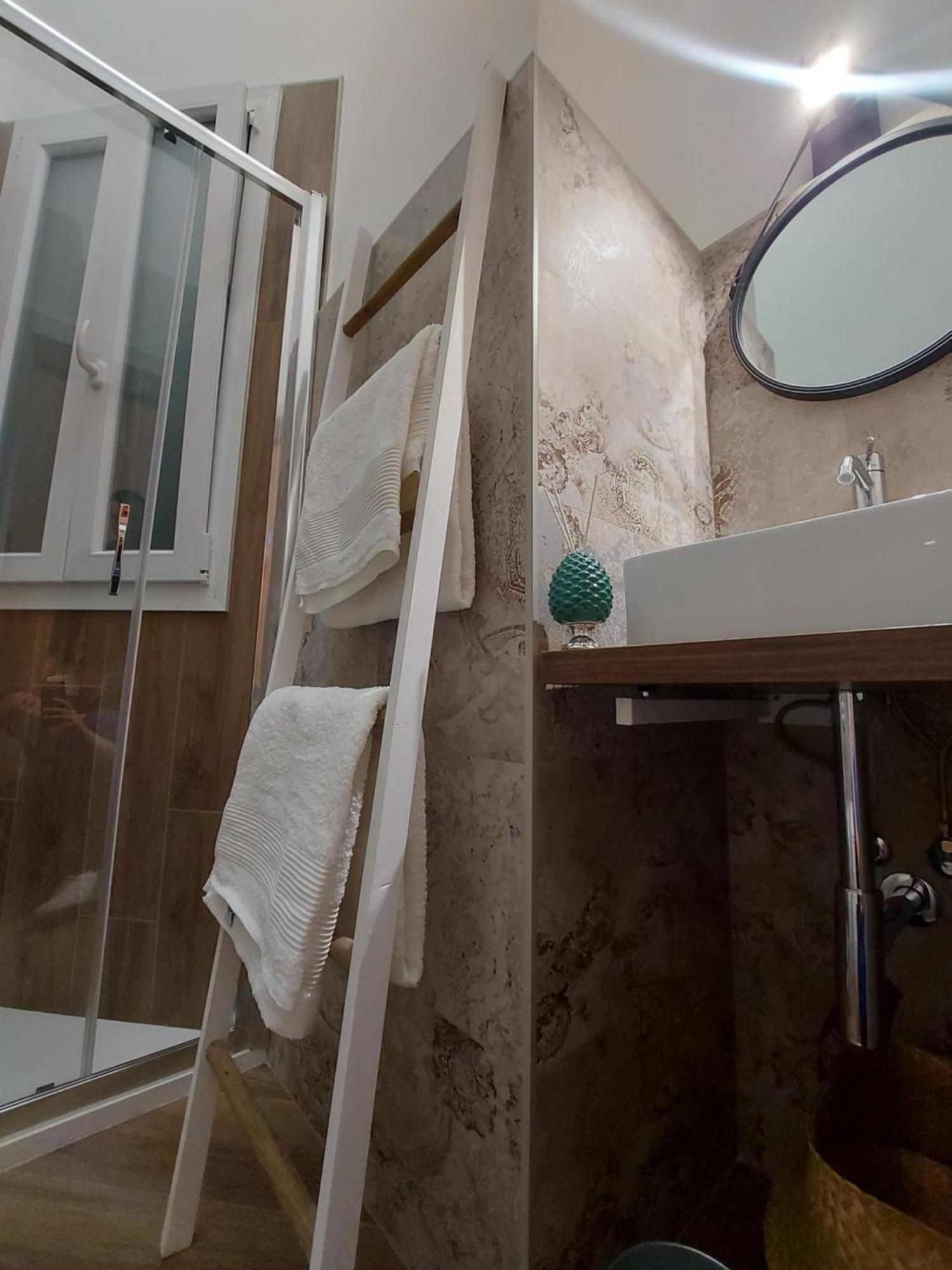 Greso Hotel Brindisi Bagian luar foto