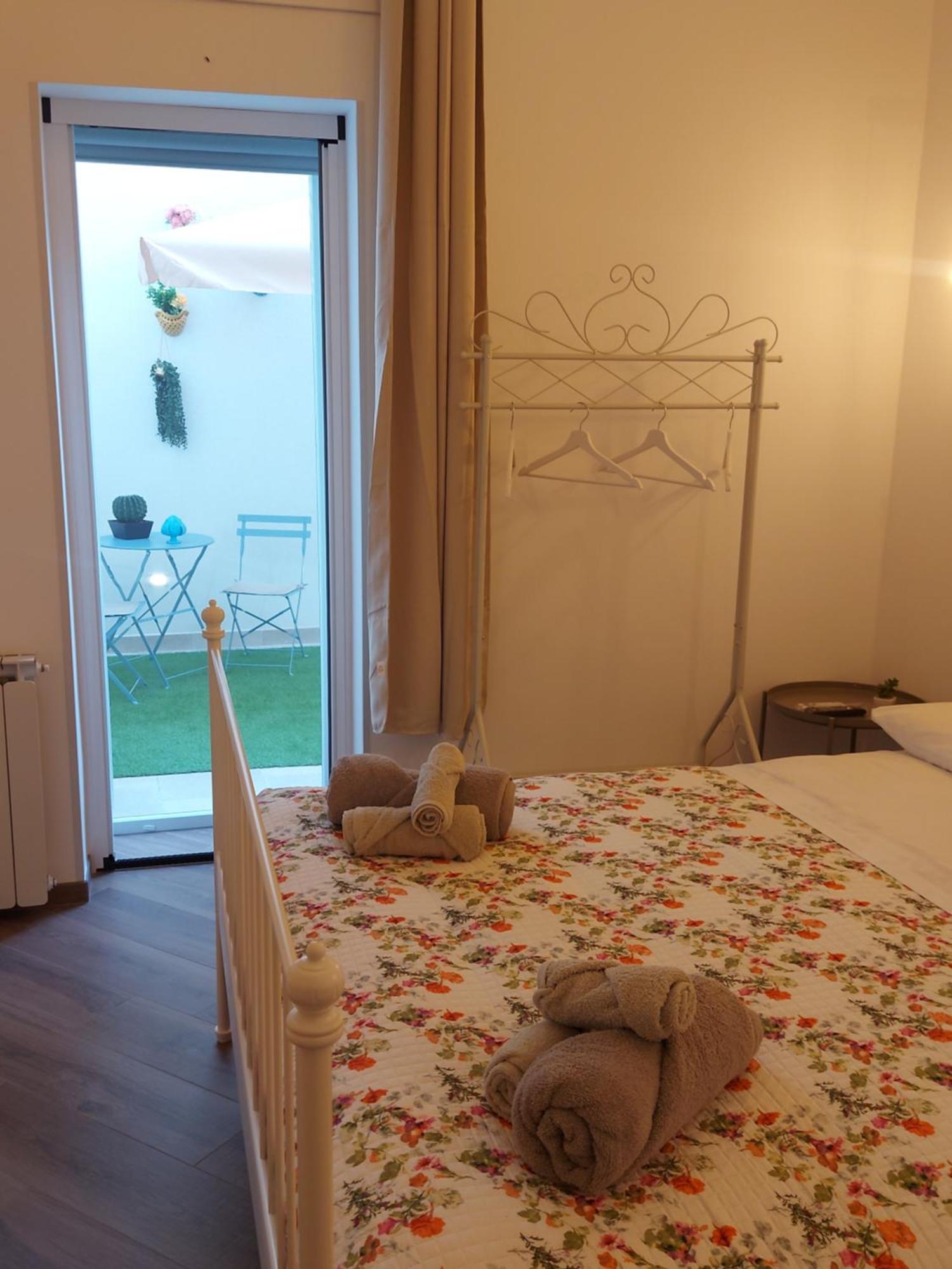 Greso Hotel Brindisi Bagian luar foto