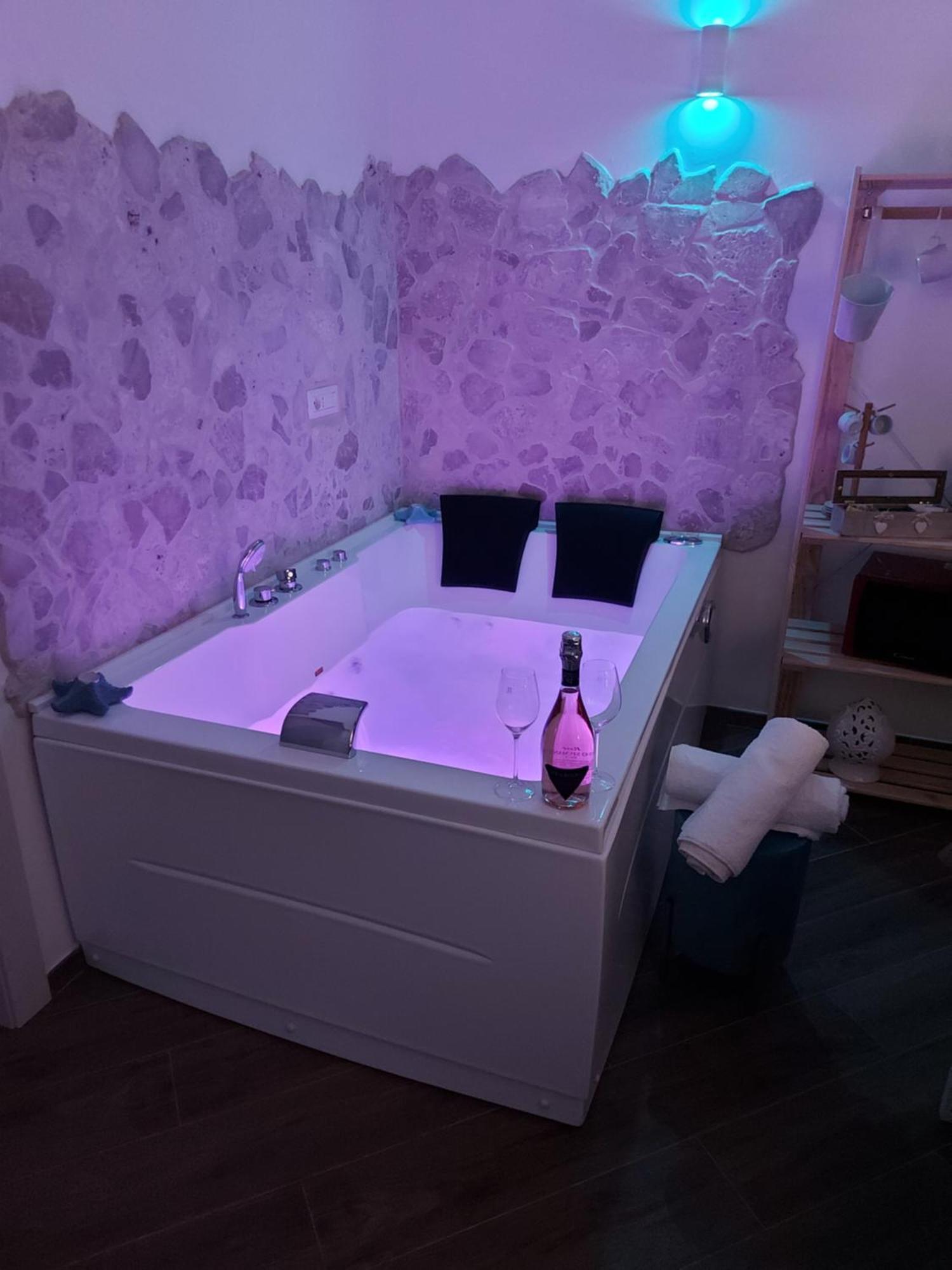 Greso Hotel Brindisi Bagian luar foto