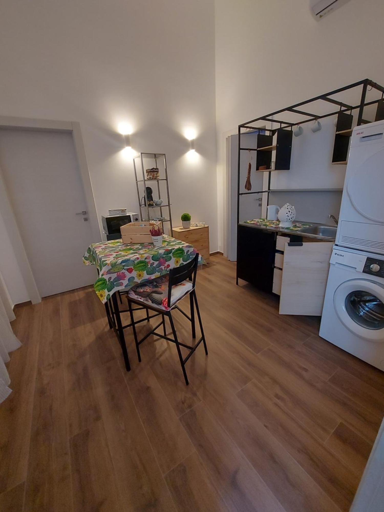 Greso Hotel Brindisi Bagian luar foto