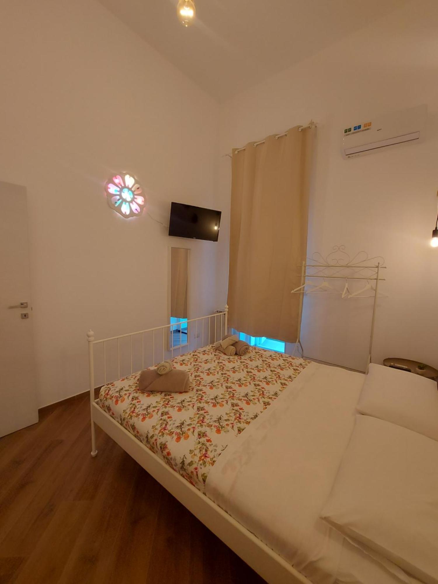 Greso Hotel Brindisi Bagian luar foto