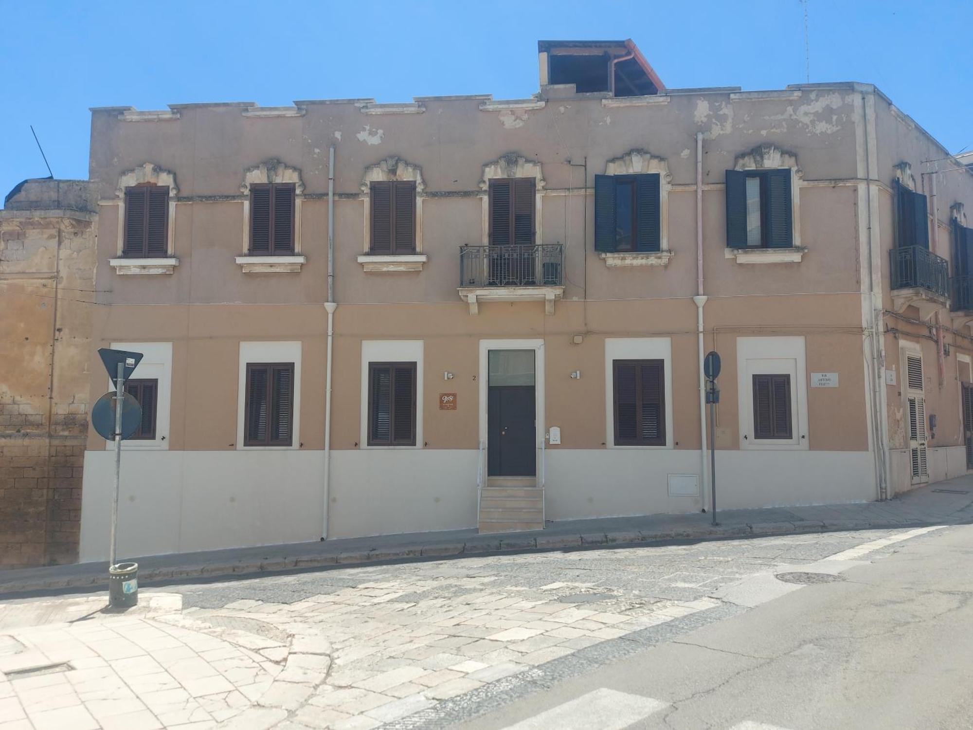 Greso Hotel Brindisi Bagian luar foto